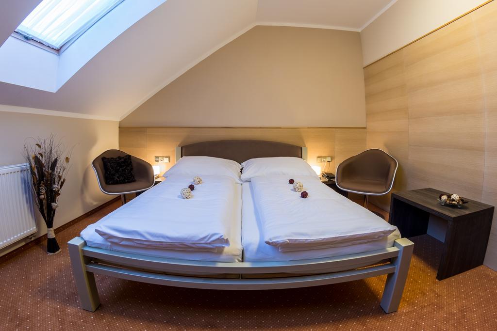 Hotel Luznice Plana nad Luznici Quarto foto
